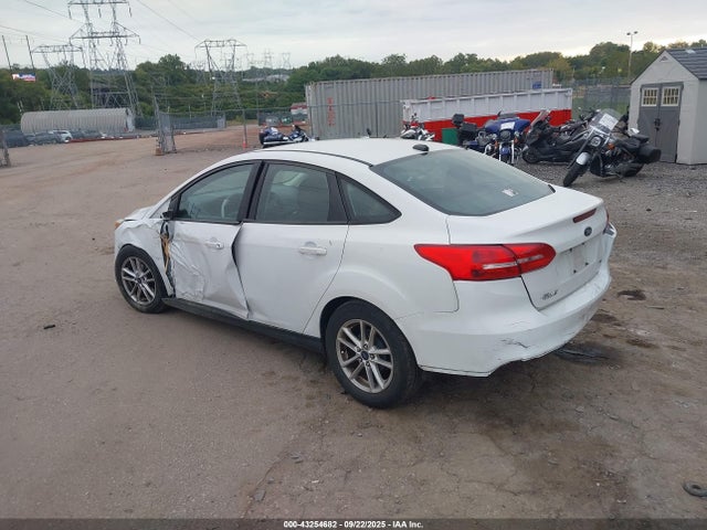 1FADP3F25GL216271 Ford 2016
