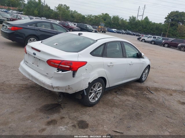 1FADP3F25GL216271 Ford 2016