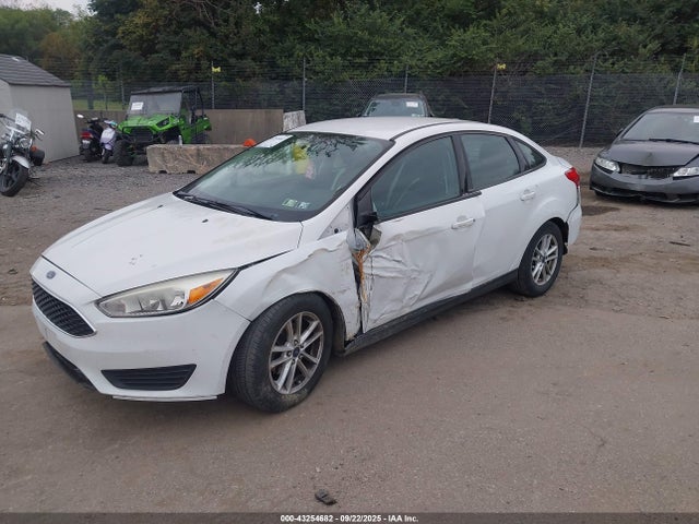 1FADP3F25GL216271 Ford 2016