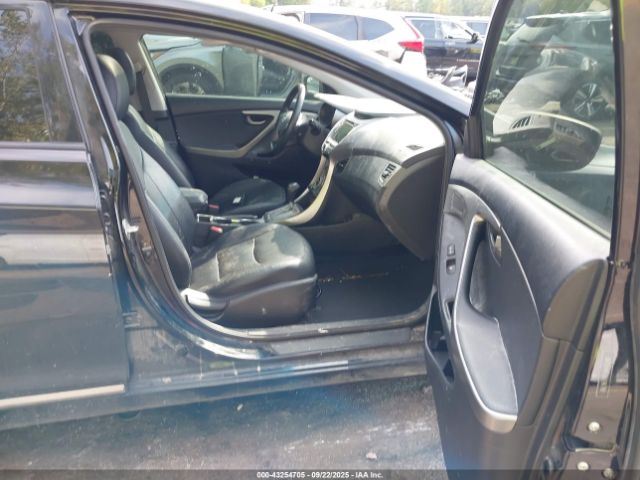 2013 HYUNDAI ELANTRA 5NPDH4AE0DH196798 Photo 4