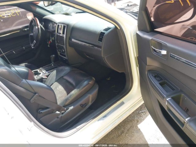 2010 CHRYSLER 300C 2C3CA9CT6AH255872 Photo 4