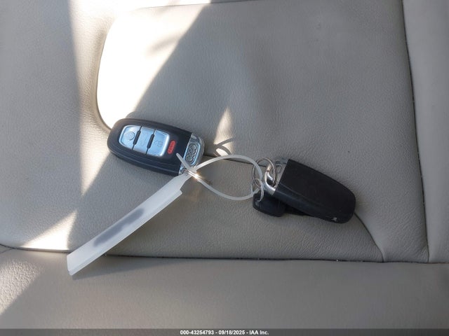 2010 AUDI A4 WAUBFAFL1AN038675 Photo 10
