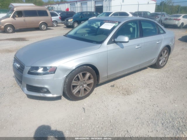 2010 AUDI A4 WAUBFAFL1AN038675 Photo 1
