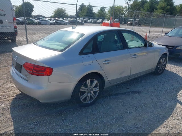 2010 AUDI A4 WAUBFAFL1AN038675 Photo 3