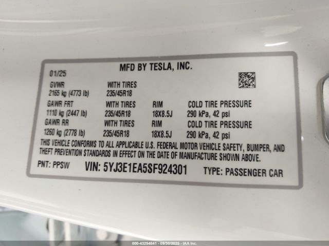 2025 TESLA MODEL 3 5YJ3E1EA5SF924301 Photo 8