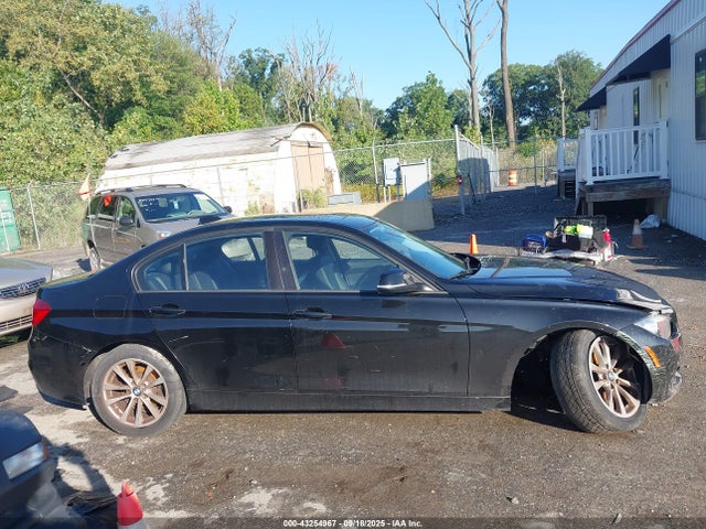 43254967 :رقم المزاد ، WBA8E5G56GNU19158 vin ، 2016 Bmw 320i Xdrive مزاد بيع