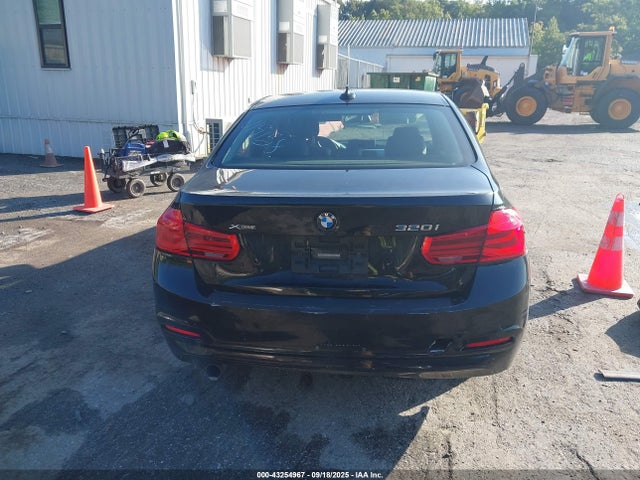 43254967 :رقم المزاد ، WBA8E5G56GNU19158 vin ، 2016 Bmw 320i Xdrive مزاد بيع