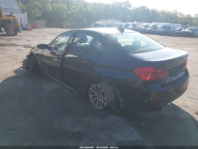 2016 BMW 320I WBA8E5G56GNU19158 Photo 2
