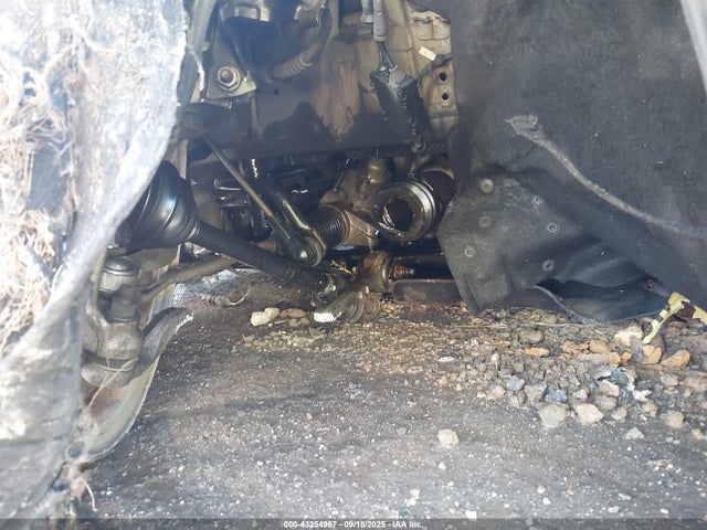 2016 BMW 320I WBA8E5G56GNU19158 Photo 5