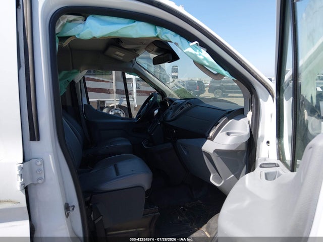 1FMZK1ZM6KKB83260 Ford Transit-150 Xl