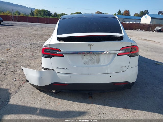 5YJXCAE27GF020649 Tesla MODEL X