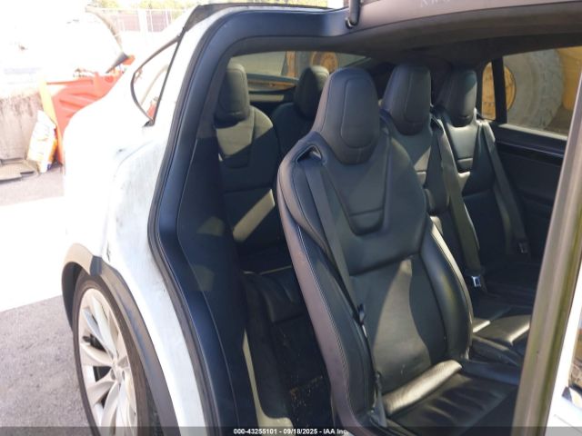 2016 TESLA MODEL X 5YJXCAE27GF020649 Photo 7