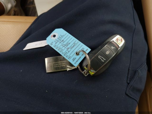 2018 PORSCHE MACAN WP1AA2A59JLB14181 Photo 10