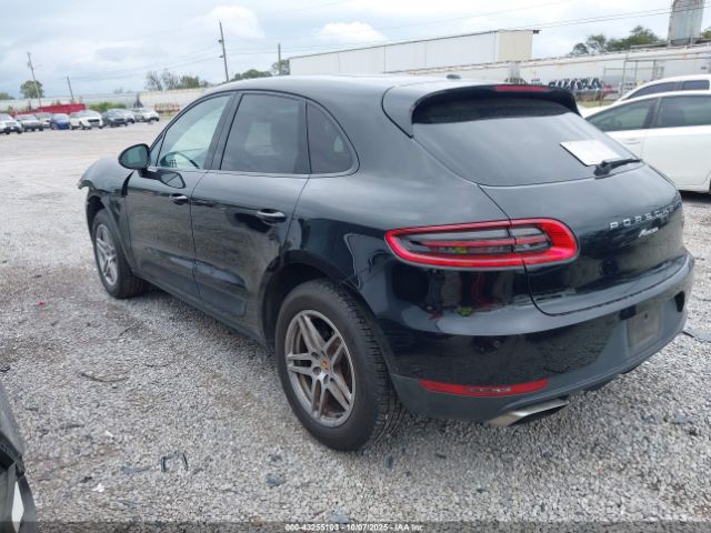 2018 PORSCHE MACAN WP1AA2A59JLB14181 Photo 2