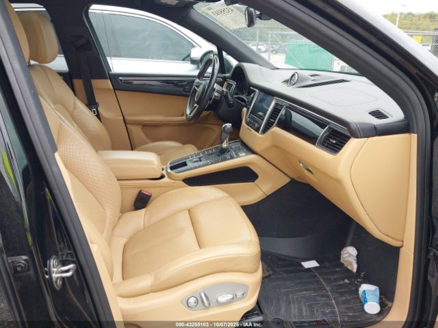 2018 PORSCHE MACAN WP1AA2A59JLB14181 Photo 4