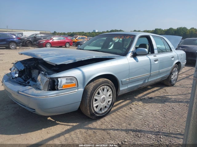 2005 Mercury Grand Marquis Gs მანქანა იყიდება აუქციონზე, vin: 2MEFM74W35X636098, აუქციონის ნომერი: 43255112