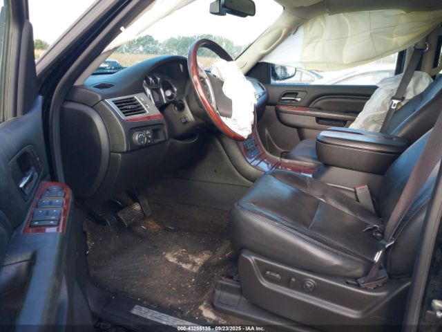 2011 CADILLAC ESCALADE EXT 3GYT4MEF7BG372479 Photo 4