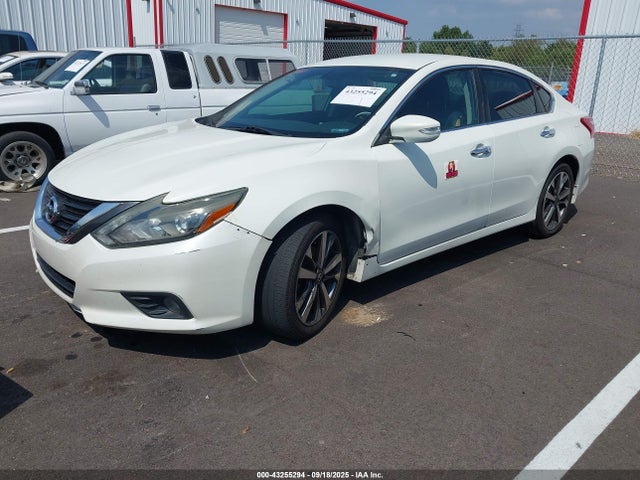 Nissan Altima 2016 1N4BL3AP1GC269586 Image 2