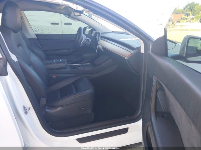 2022 TESLA MODEL Y 7SAYGDEF2NF336635 Photo 4