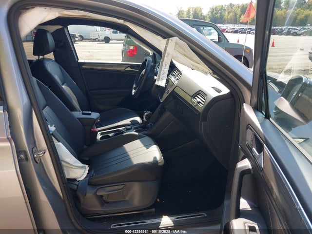 Aukcja sprzedaży 2024 Volkswagen Tiguan 2.0t Se R-line Black, vin: 3VV8B7AX3RM044278, numer aukcji: 43255361