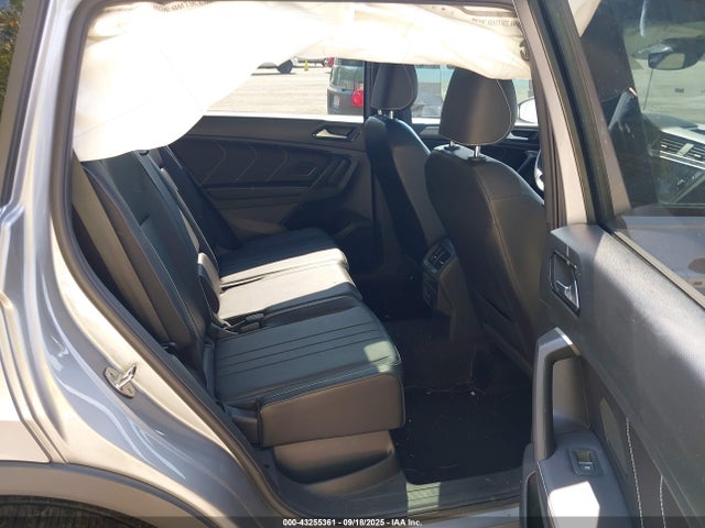 Aukcja sprzedaży 2024 Volkswagen Tiguan 2.0t Se R-line Black, vin: 3VV8B7AX3RM044278, numer aukcji: 43255361