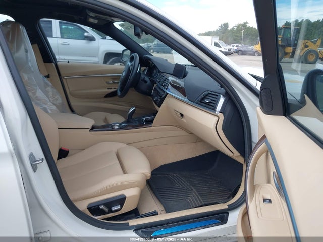 BMW 328I 2016 WBA8E3G52GNU05665 Image 5