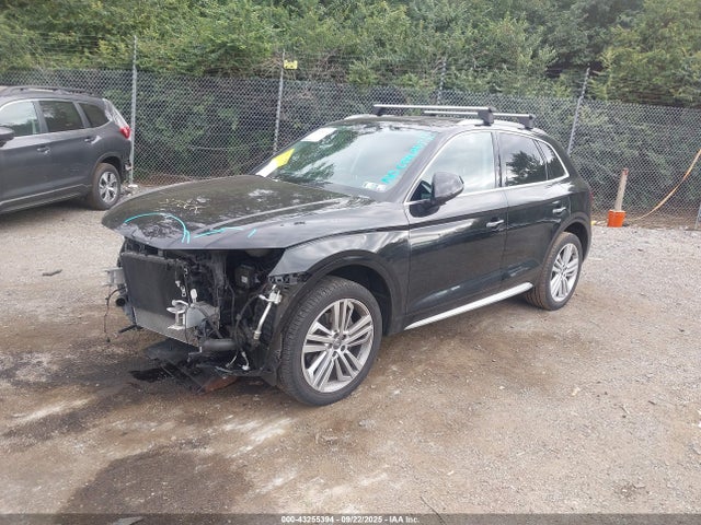 2019 AUDI Q5 WA1BNAFY1K2075756 Photo 1
