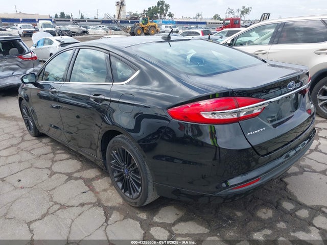 Ford 2017 2017 3FA6P0HDXHR299477 Image 3