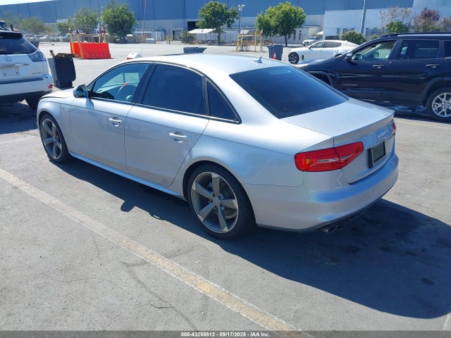 2015 AUDI A4 WAUFFAFL3FN034099 Photo 2