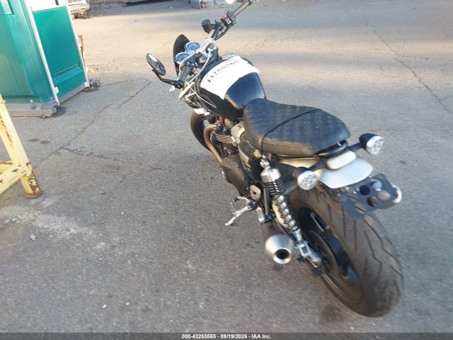 Triumph Motorcycle 2020 2020 SMTD54HF6LT976372 Image 3