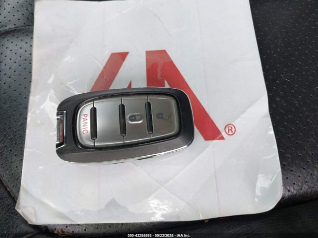 2022 CHRYSLER PACIFICA HYBRID 2C4RC1L72NR140867 Photo 10