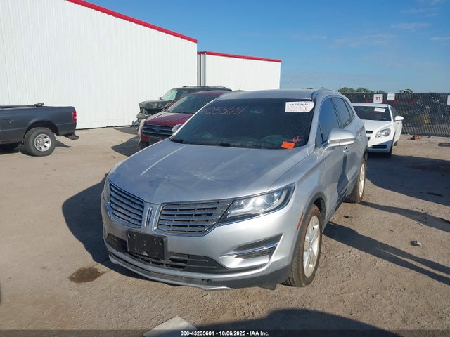 2017 LINCOLN MKC 5LMCJ1D95HUL40251 Photo 1