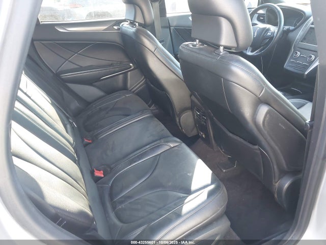 2017 LINCOLN MKC 5LMCJ1D95HUL40251 Photo 7