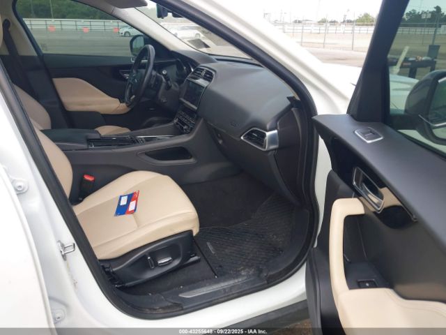 2019 JAGUAR F-PACE SADCJ2FX3KA611023 Photo 4