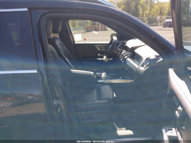 2022 MERCEDES-BENZ GLB 250 W1N4M4HB6NW206004 Photo 4