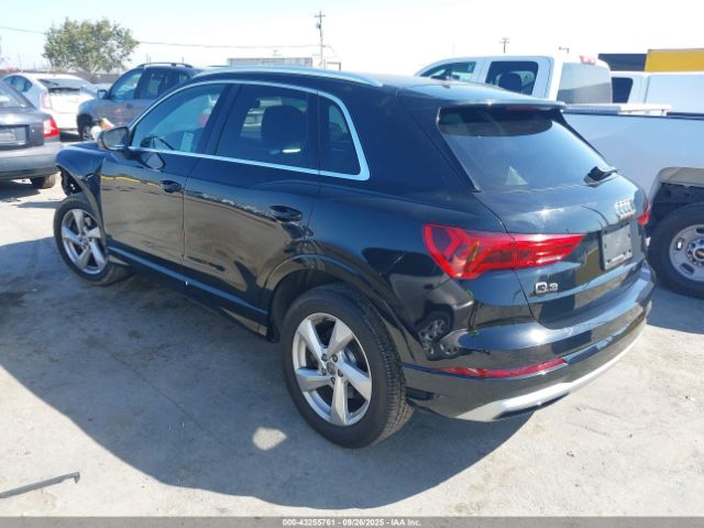 2020 AUDI Q3 WA1AECF3XL1026171 Photo 2