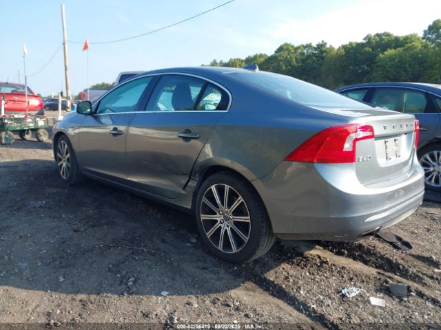 2016 VOLVO S60 INSCRIPTION LYV612TK9GB093825 Photo 2