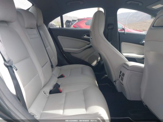 2017 MERCEDES-BENZ CLA 250 WDDSJ4EB3HN412926 Photo 7
