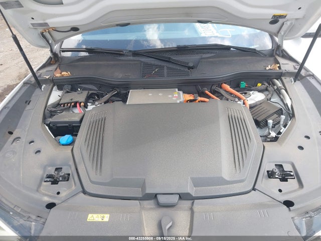 2021 AUDI E-TRON WA1LAAGEXMB037787 Photo 9