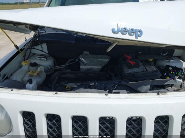 Jeep 2014 2014 1C4NJPFA8ED630764 Image 10