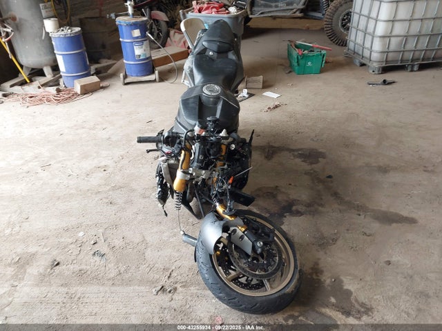 Yamaha Yzf-r1 2014 JYARN23E4EA017831 Image 5