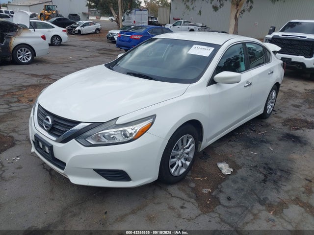 1N4AL3AP5GN378696 Nissan 2016