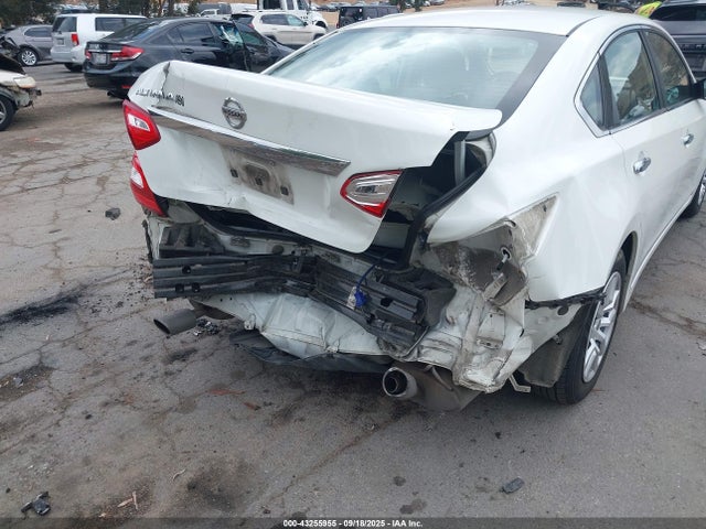1N4AL3AP5GN378696 Nissan 2016