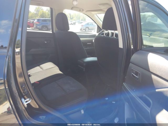 2016 MITSUBISHI OUTLANDER JA4AZ3A38GZ018010 Photo 7