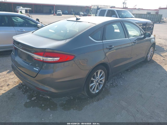 3FA6P0HD6HR140665 Ford 2017
