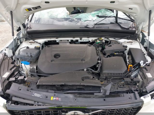 2024 VOLVO XC40 YV4L12UL9R2316151 Photo 9