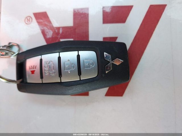 2022 MITSUBISHI OUTLANDER JA4J3VA83NZ017790 Photo 10