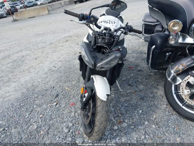 2024 TRIUMPH MOTORCYCLE STREET TRIPLE SMTA604S0RTBL7292 Photo 4