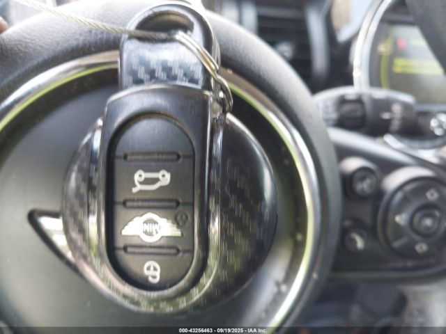 2018 MINI HARDTOP WMWXU1C57J2F80465 Photo 10