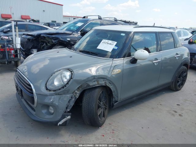 2018 MINI HARDTOP WMWXU1C57J2F80465 Photo 1